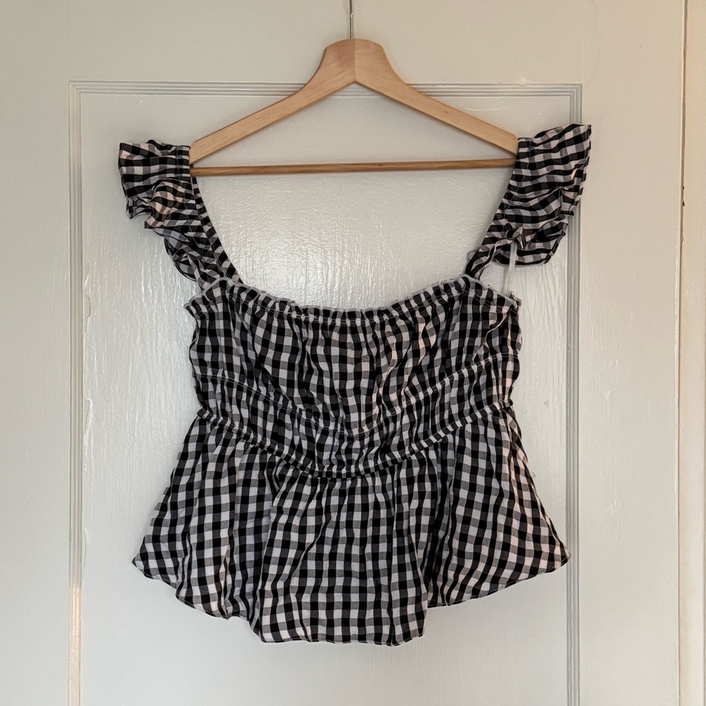 Carly Jean Los Angeles | Black and White Gingham Ruffle Sleeve Women’s Top